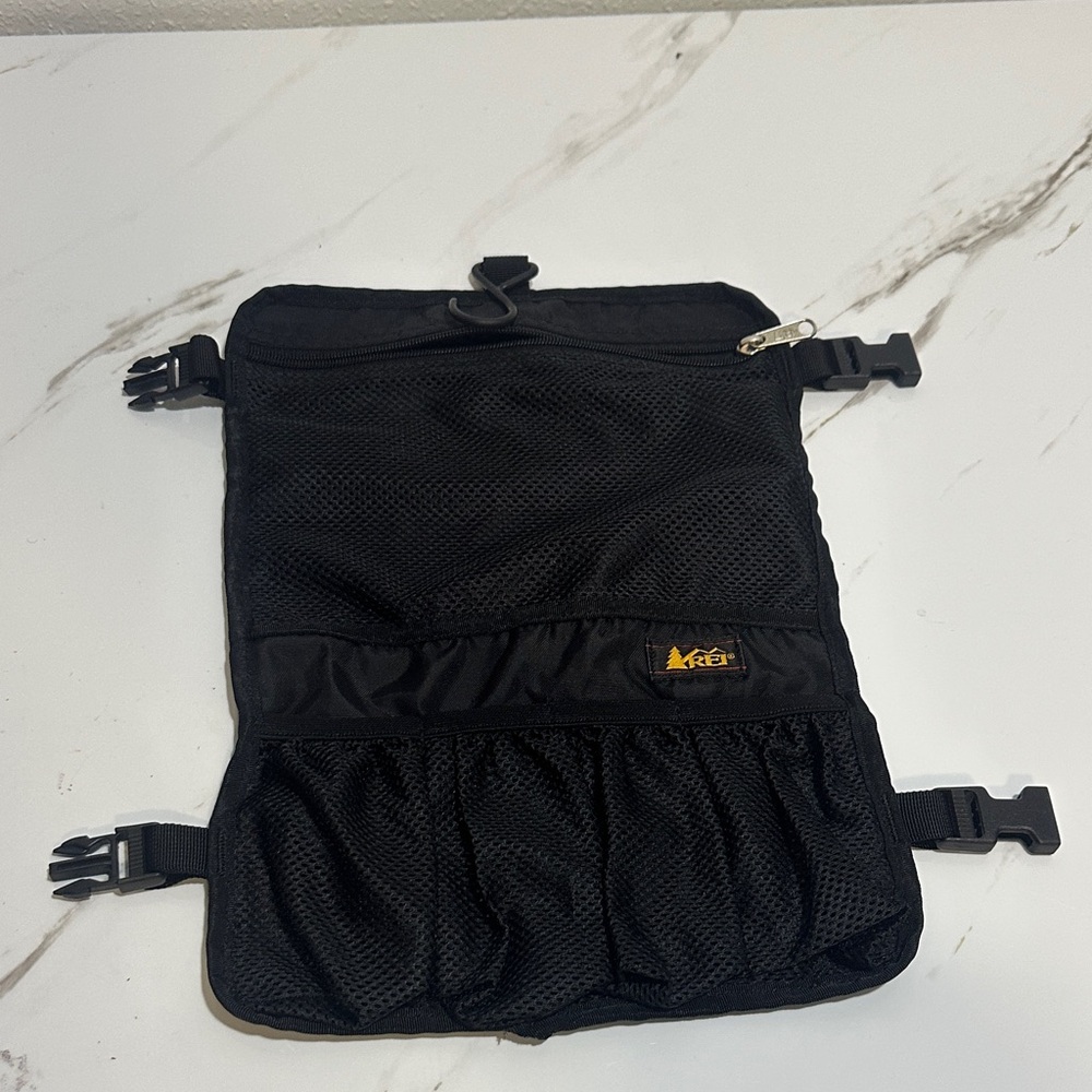 REI Travel Accessory Storage